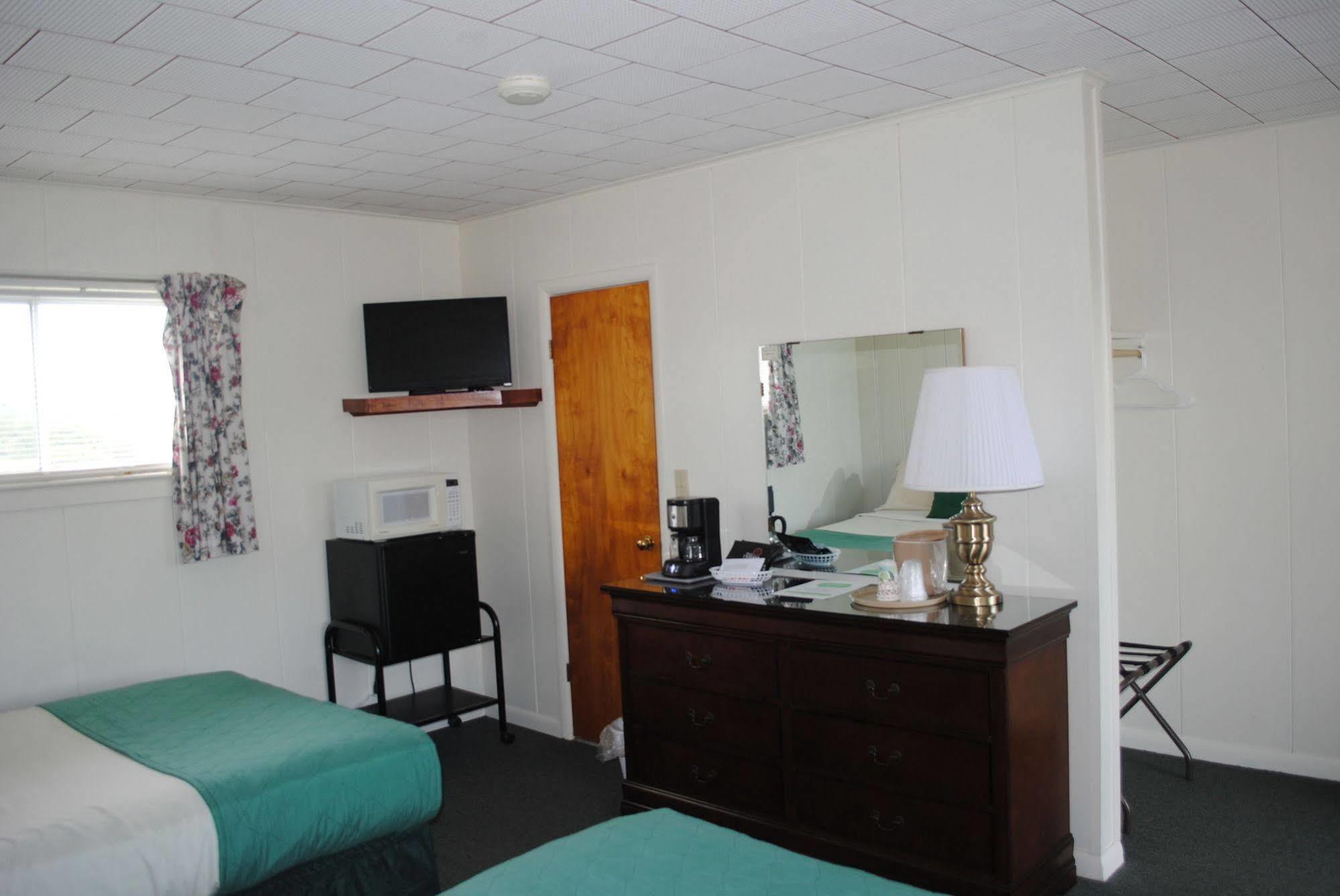 Rock Ledge Motel Alexandria Bay Zewnętrze zdjęcie
