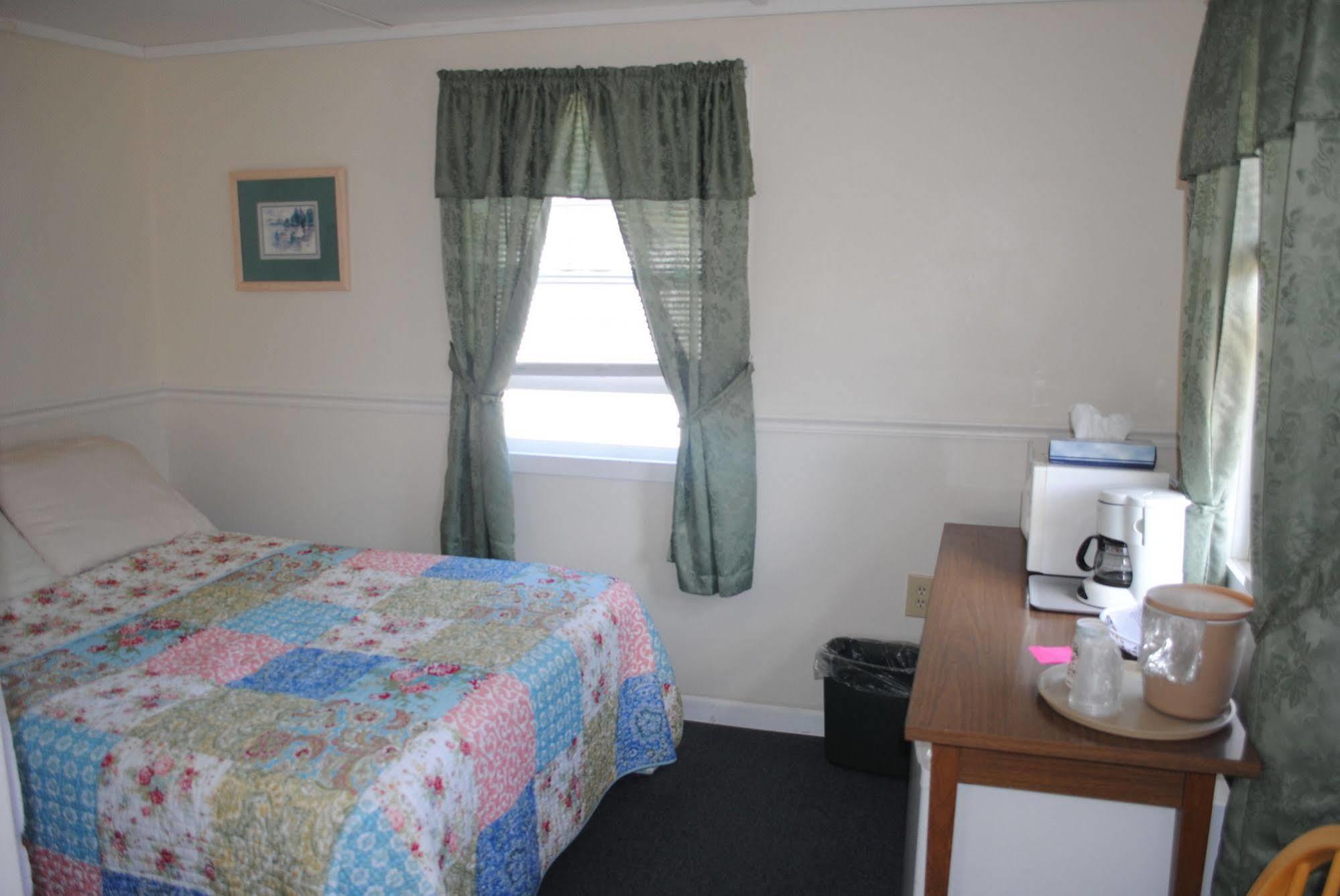 Rock Ledge Motel Alexandria Bay Zewnętrze zdjęcie