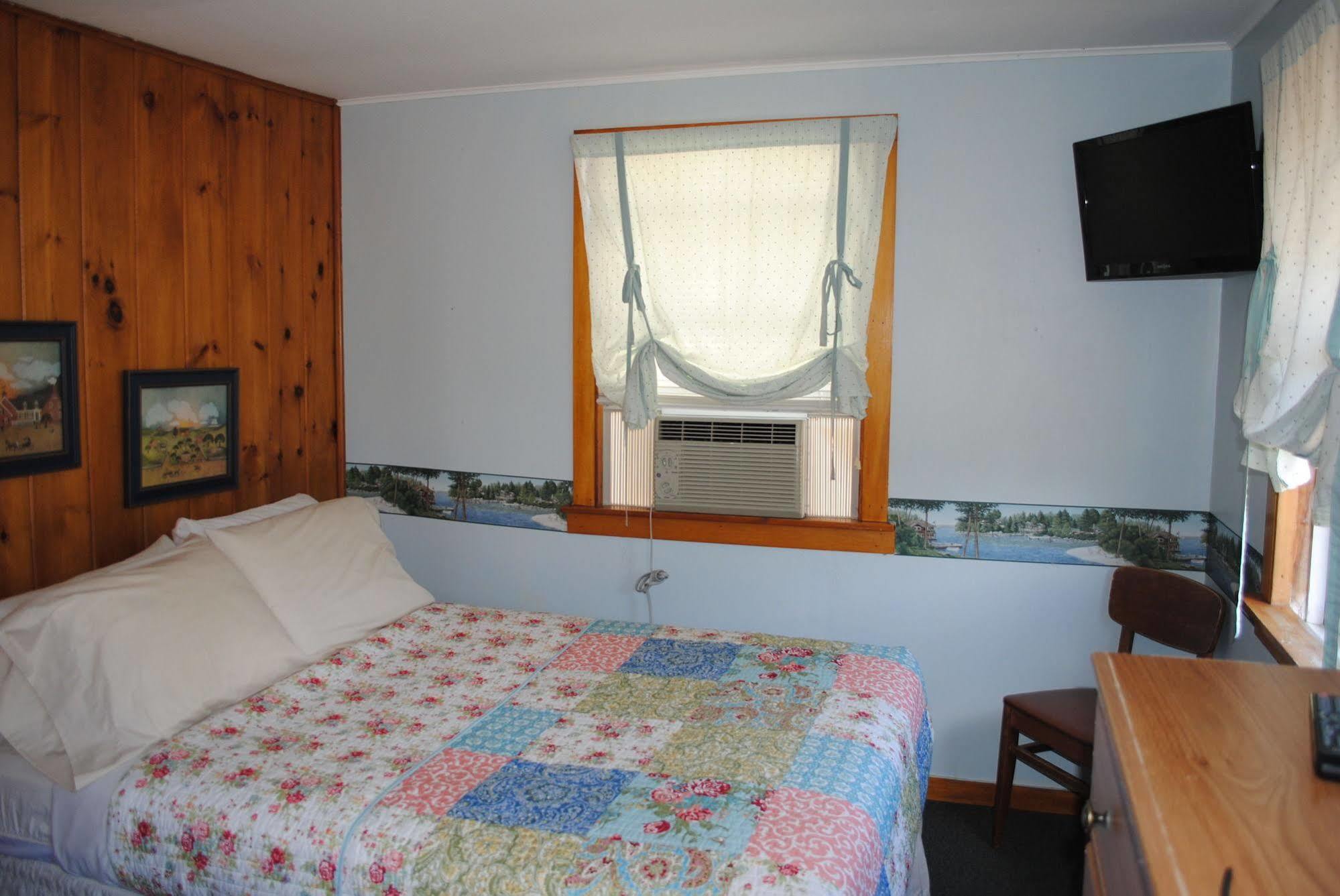 Rock Ledge Motel Alexandria Bay Zewnętrze zdjęcie